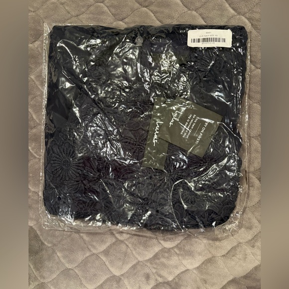 NWT - Navy Lace Skater Dress. Size XS. - Picture 5 of 5